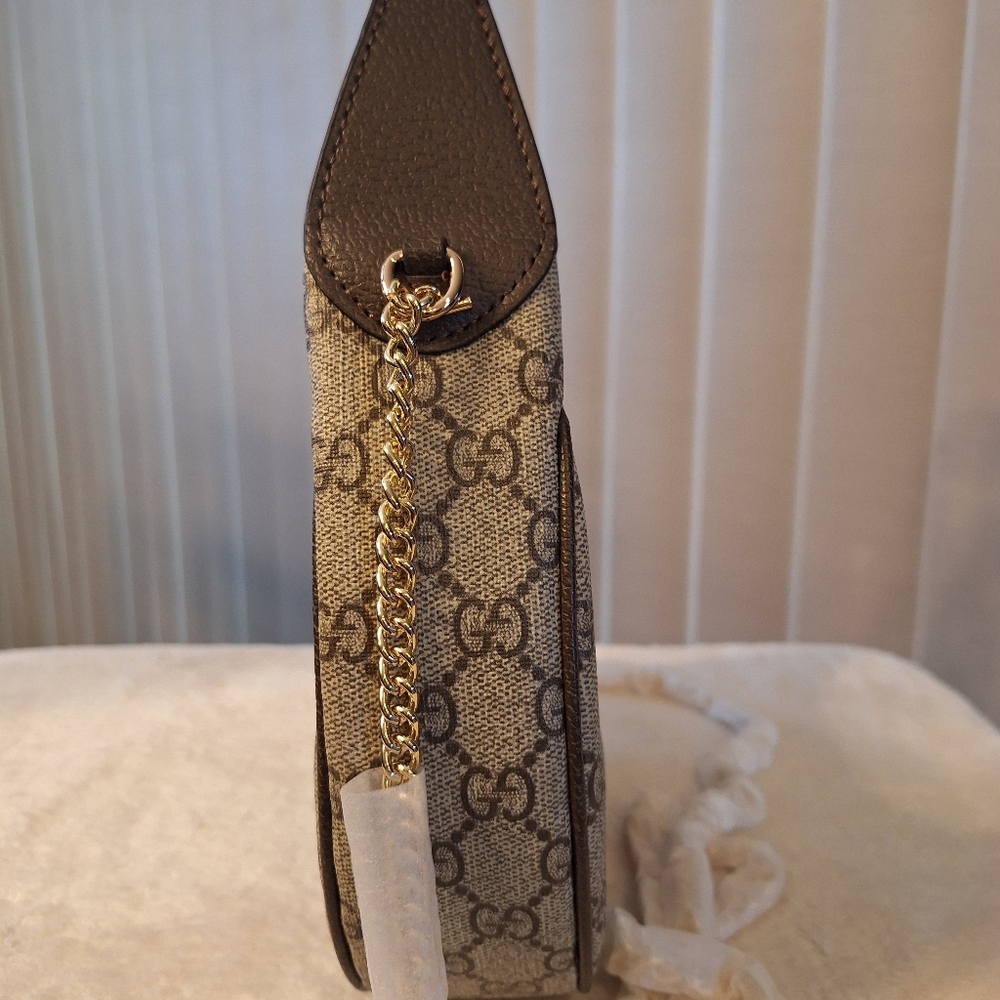 Unlisted Small Crossbody - Picture 5 of 11